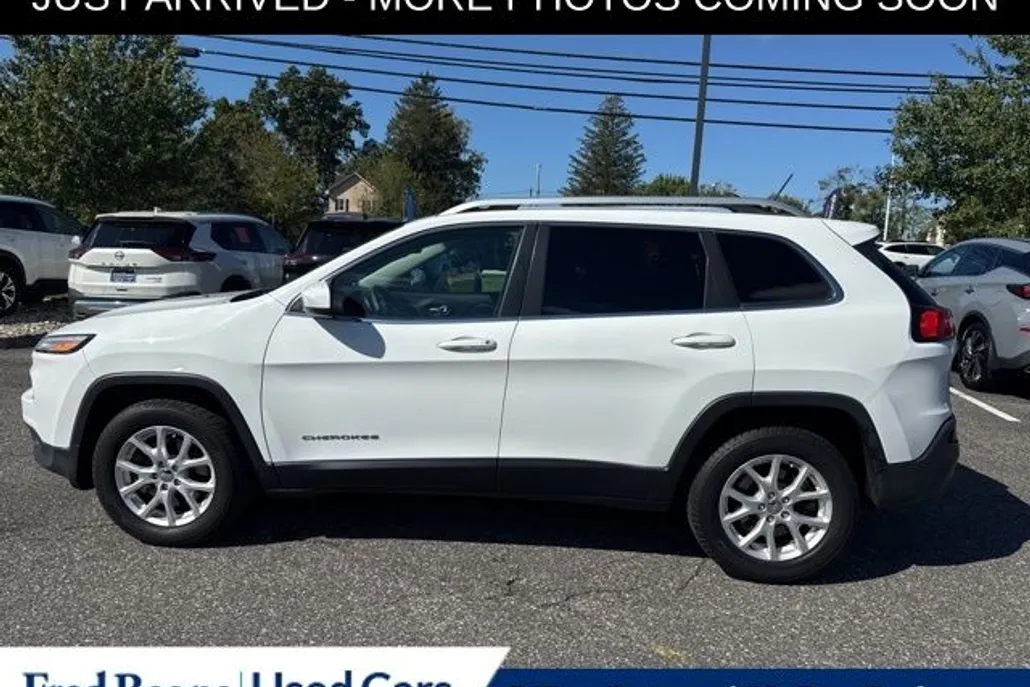 2015 Jeep Cherokee Latitude photo 1