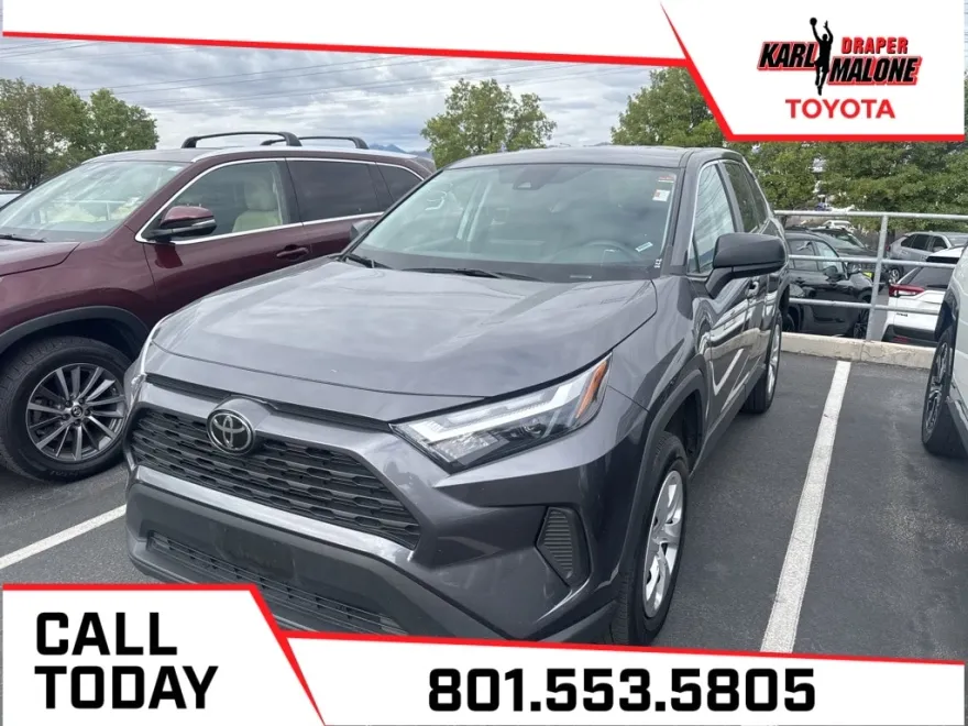 2024 Toyota RAV4 LE photo 1