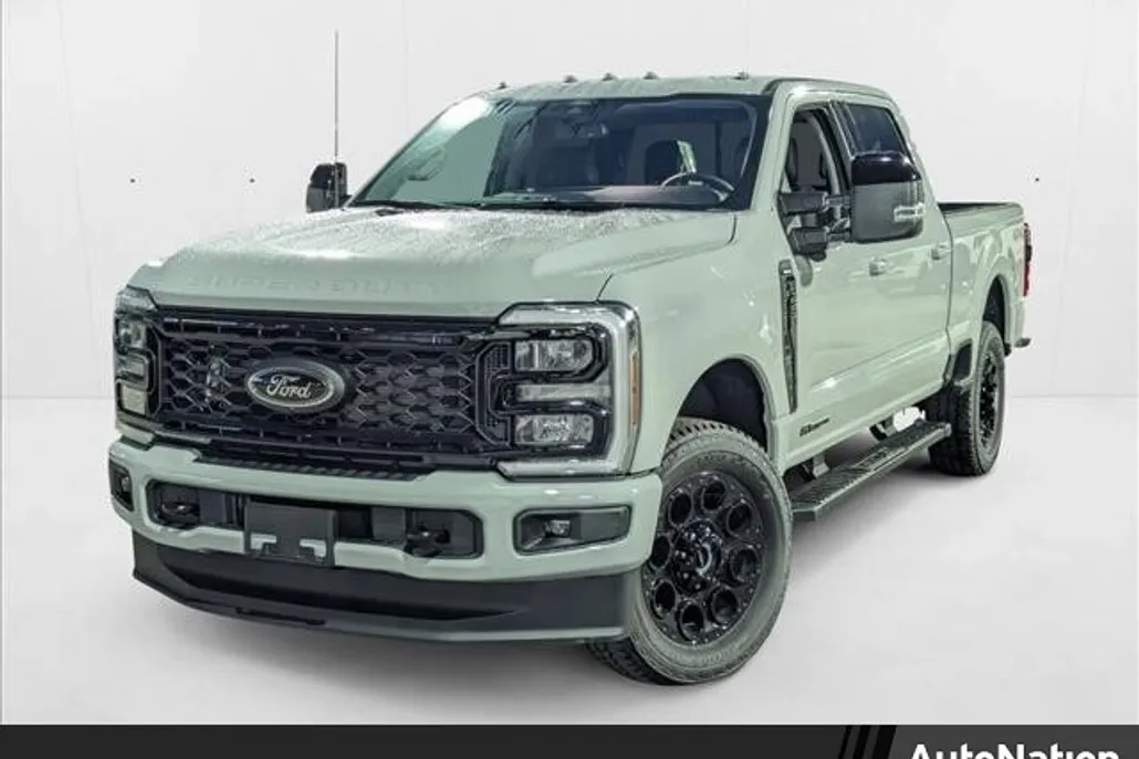2026 Ford F-250 Lariat photo 1