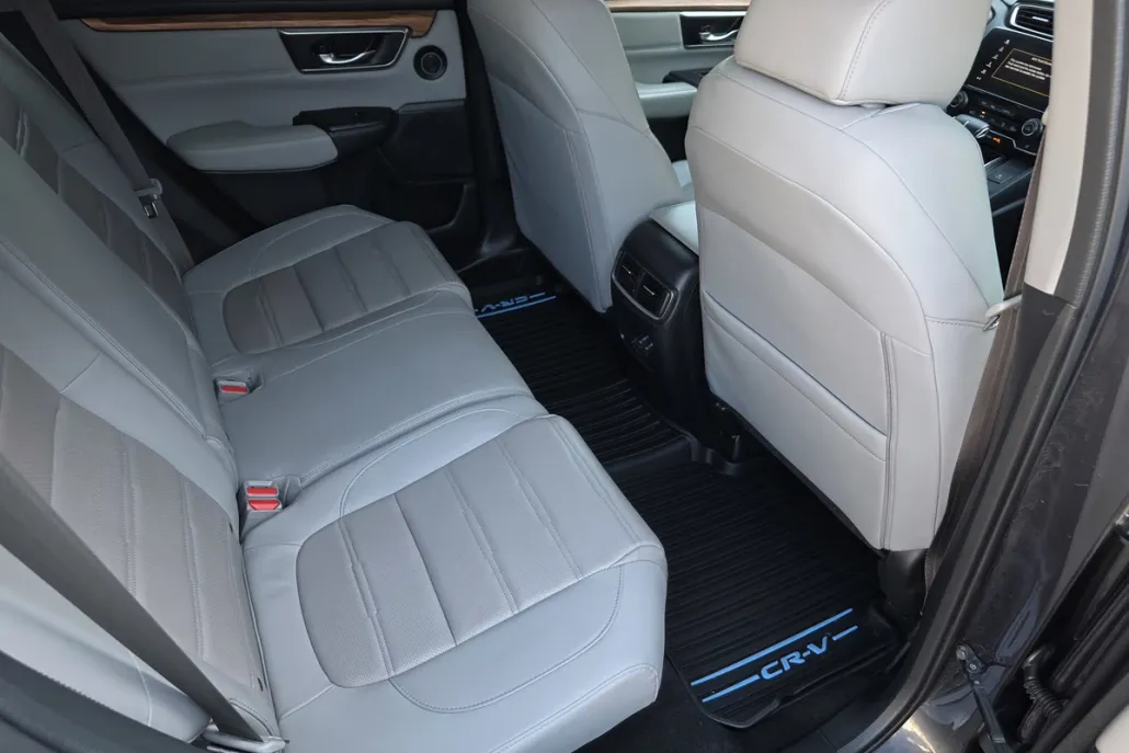 2019 Honda CR-V Touring photo 1