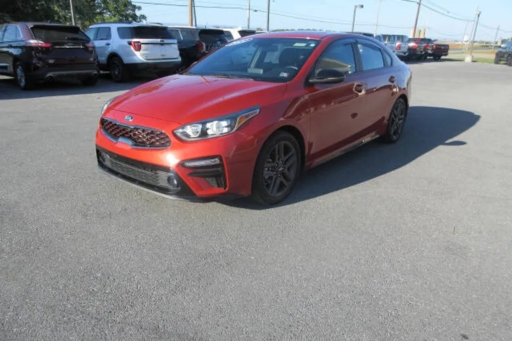 2021 Kia Forte GT-Line photo 1