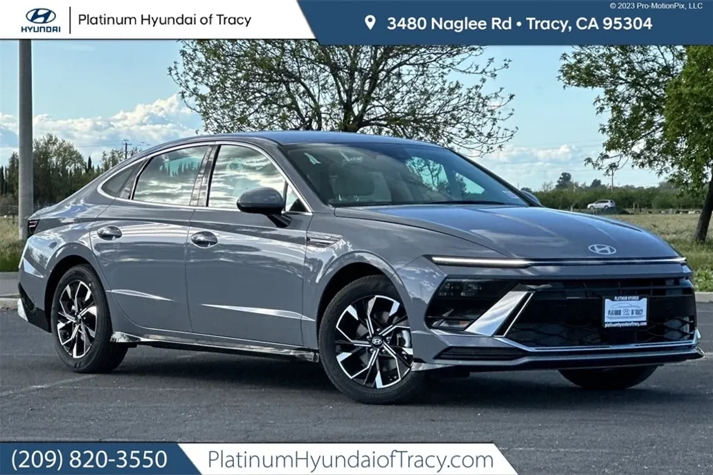 2025 Hyundai Sonata SEL photo 1