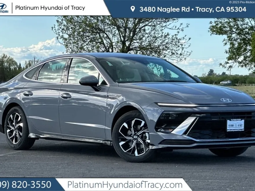 2025 Hyundai Sonata SEL photo 1