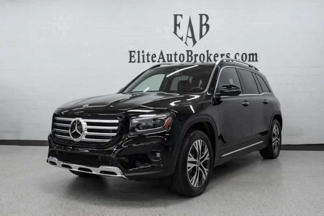 2024 Mercedes Benz GLB 250 4MATIC photo 1