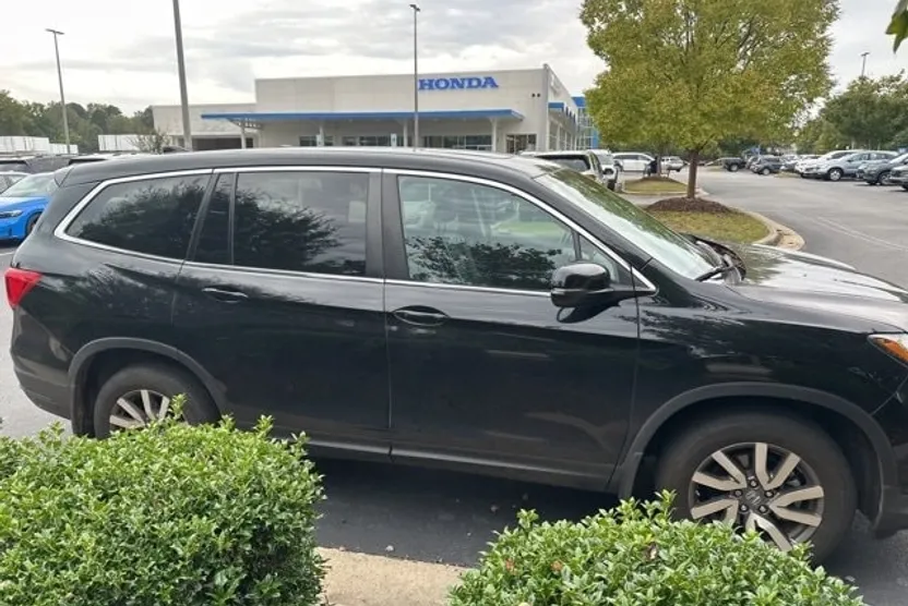 2021 Honda Pilot EX-L photo 1