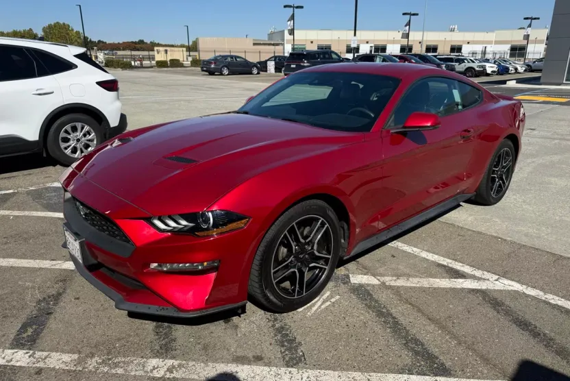 2020 Ford Mustang EcoBoost Premium photo 1