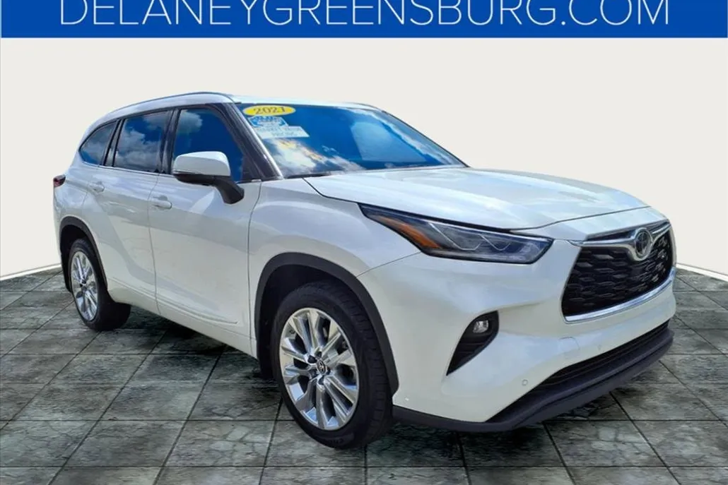 2021 Toyota Highlander Limited photo 1