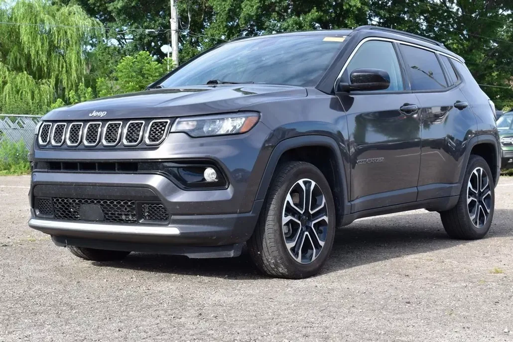2023 Jeep Compass Limited photo 1