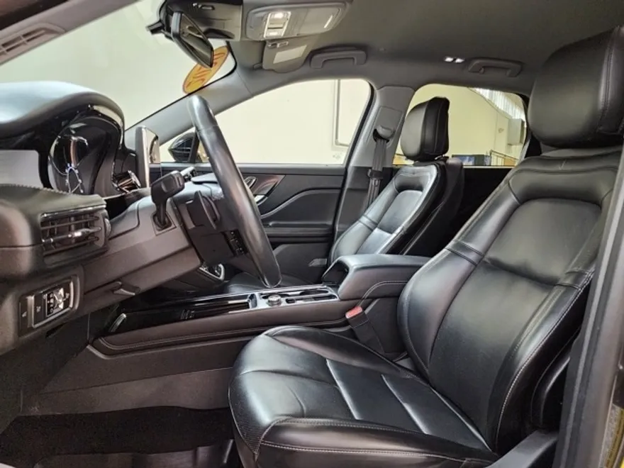 2020 Lincoln Corsair Standard photo 1