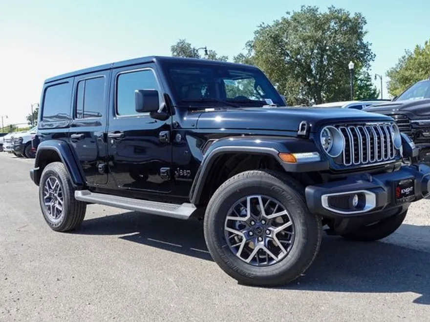 2025 Jeep Wrangler Sahara photo 1
