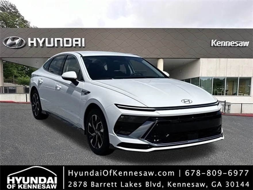2025 Hyundai Sonata SEL photo 1