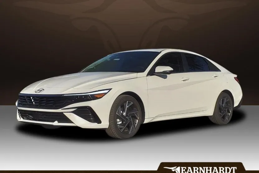 2025 Hyundai Elantra Limited photo 1