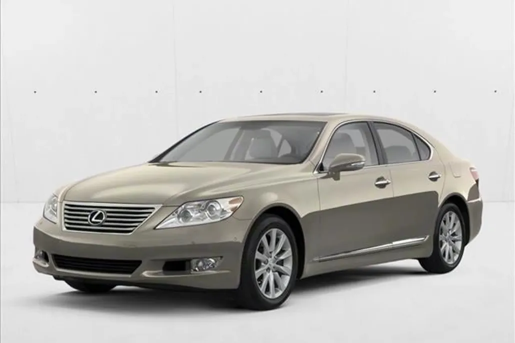 2012 Lexus LS 460 Luxury photo 1
