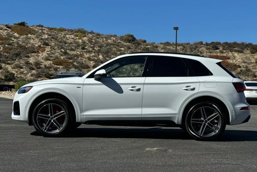 2024 Audi Q5 55 S line Premium photo 1