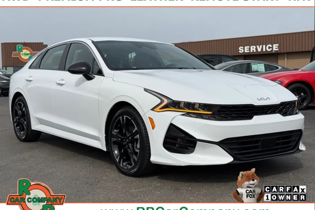 2024 Kia K5 GT-Line photo 1