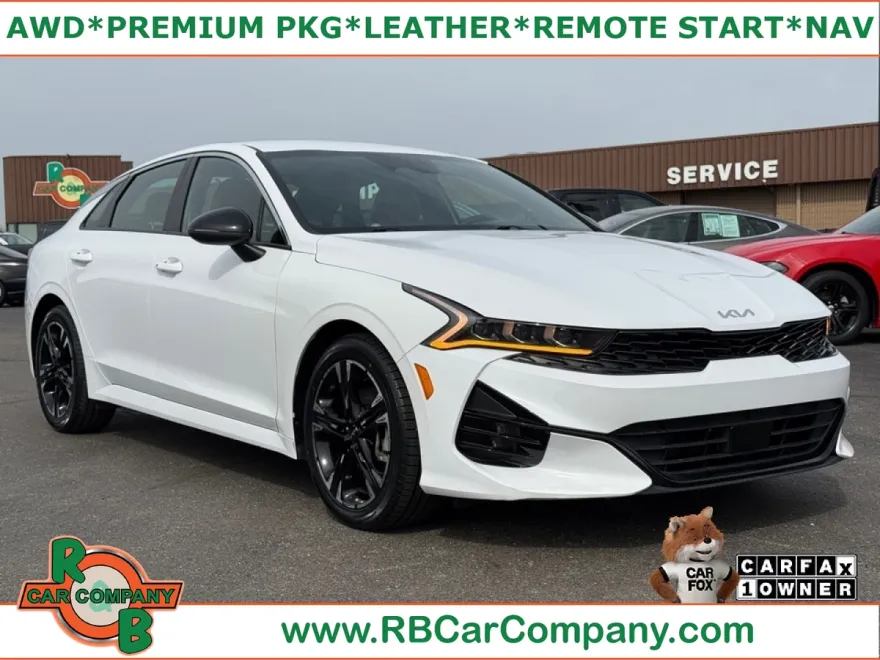 2024 Kia K5 GT-Line photo 1