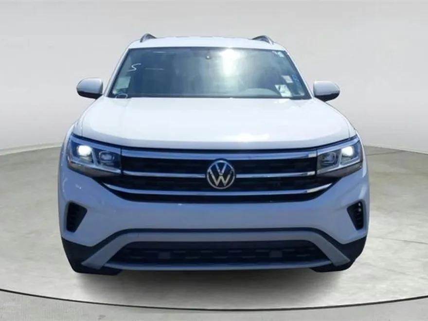 2022 Volkswagen Atlas SE photo 1