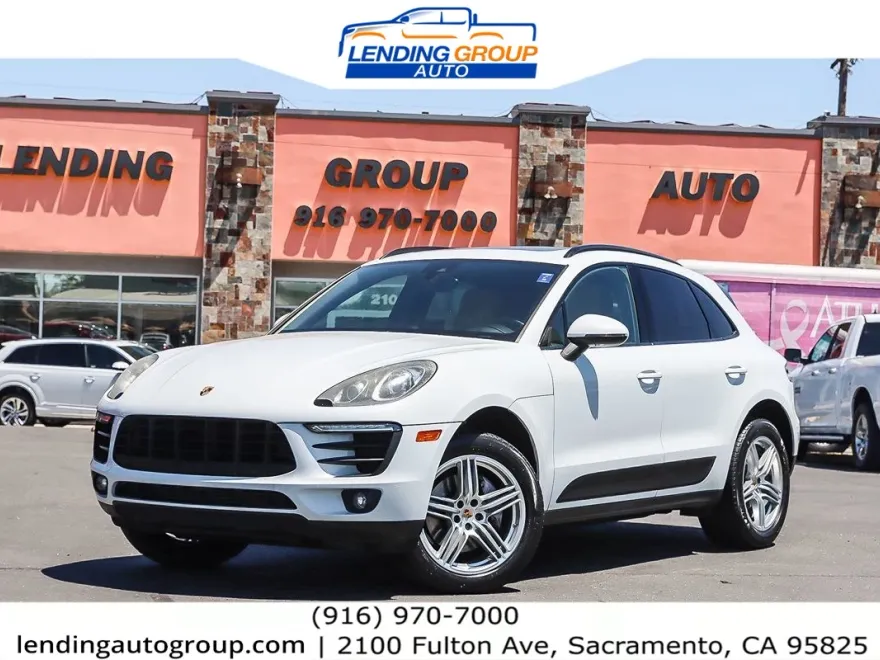 2017 Porsche Macan photo 1