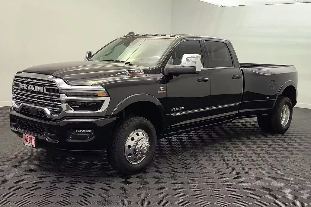 2025 Ram 3500 Limited photo 1