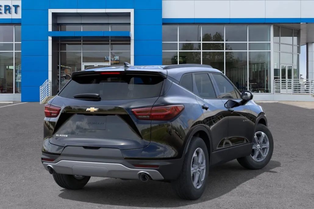 2025 Chevrolet Blazer 2LT photo 1