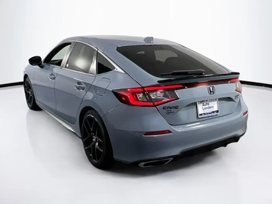 2023 Honda Civic Hatchback Sport Touring photo 1