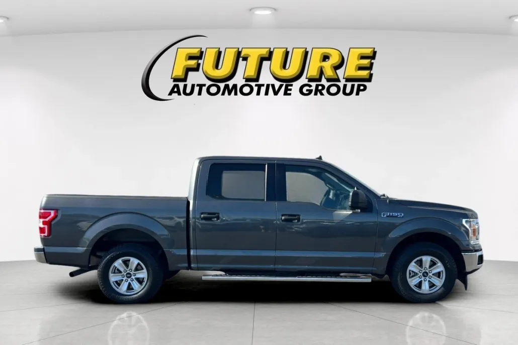 2019 Ford F-150 XLT photo 1