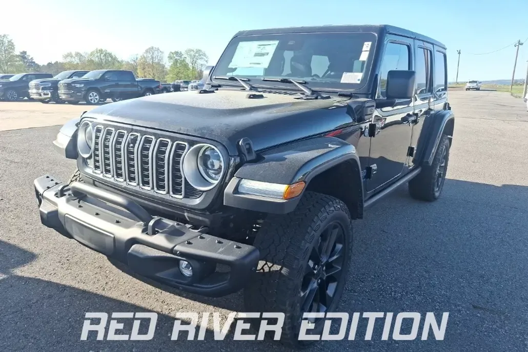 2025 Jeep Wrangler Sahara 4xe photo 1