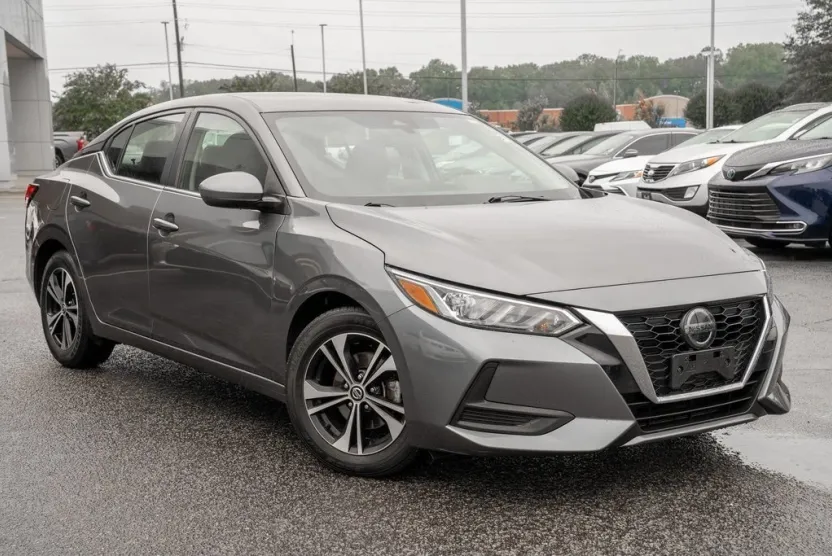 2023 Nissan Sentra SV photo 1