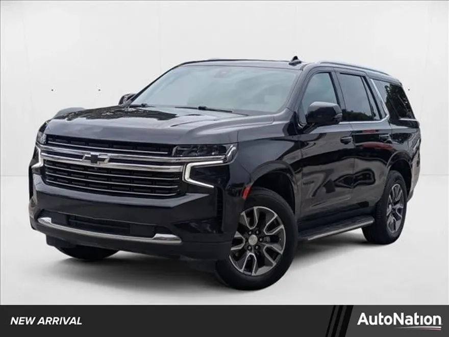 2022 Chevrolet Tahoe LT photo 1
