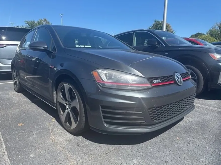 2015 Volkswagen Golf GTI SE photo 1
