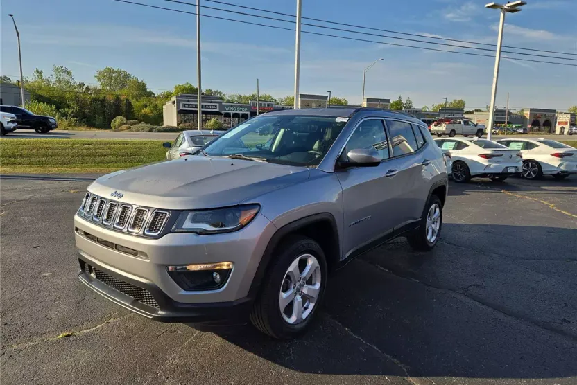 2018 Jeep Compass North Edition Latitude photo 1