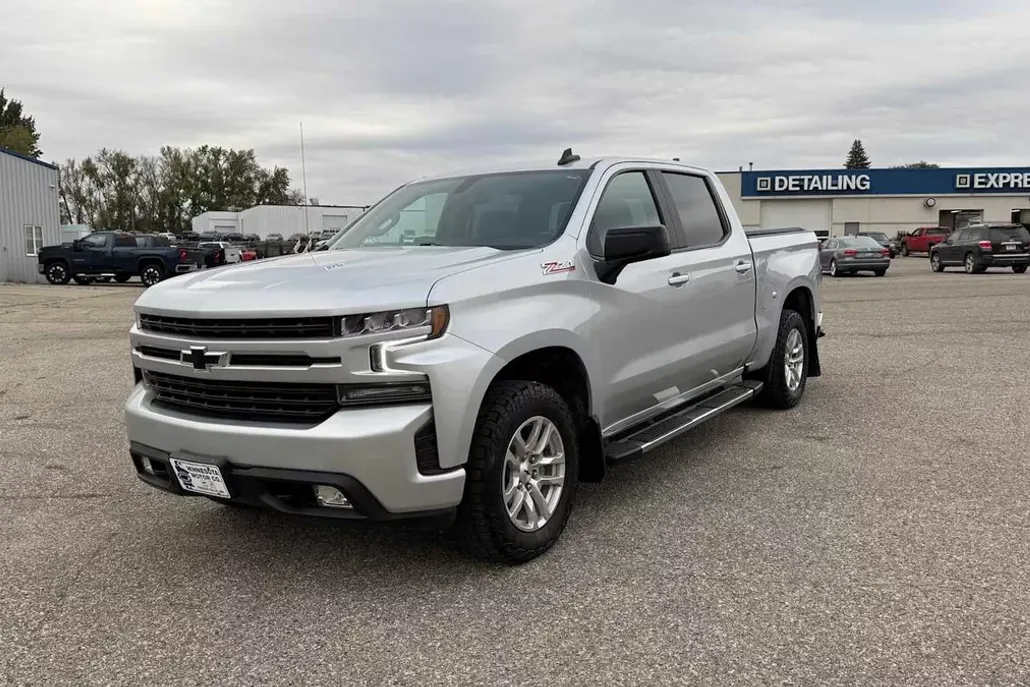 2021 Chevrolet Silverado 1500 RST photo 1