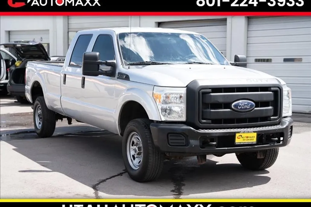 2016 Ford F-350 XLT Lariat photo 1