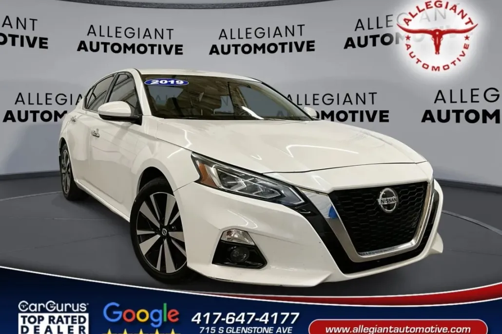 2019 Nissan Altima 2.5 SV photo 1