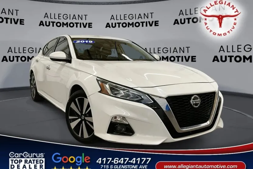 2019 Nissan Altima 2.5 SV photo 1