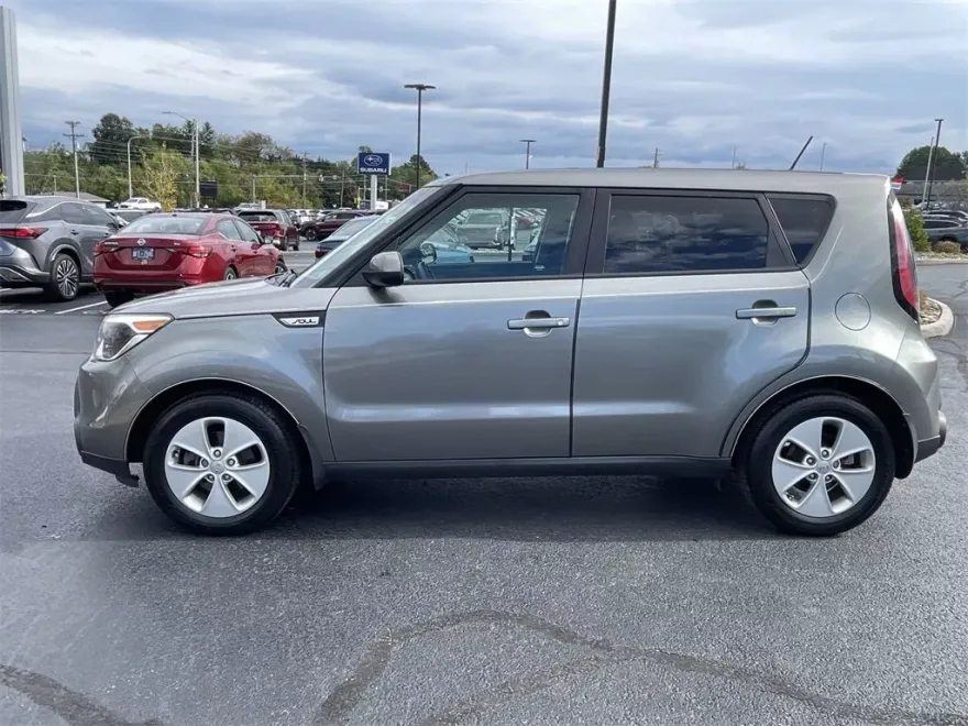 2016 Kia Soul Base photo 1