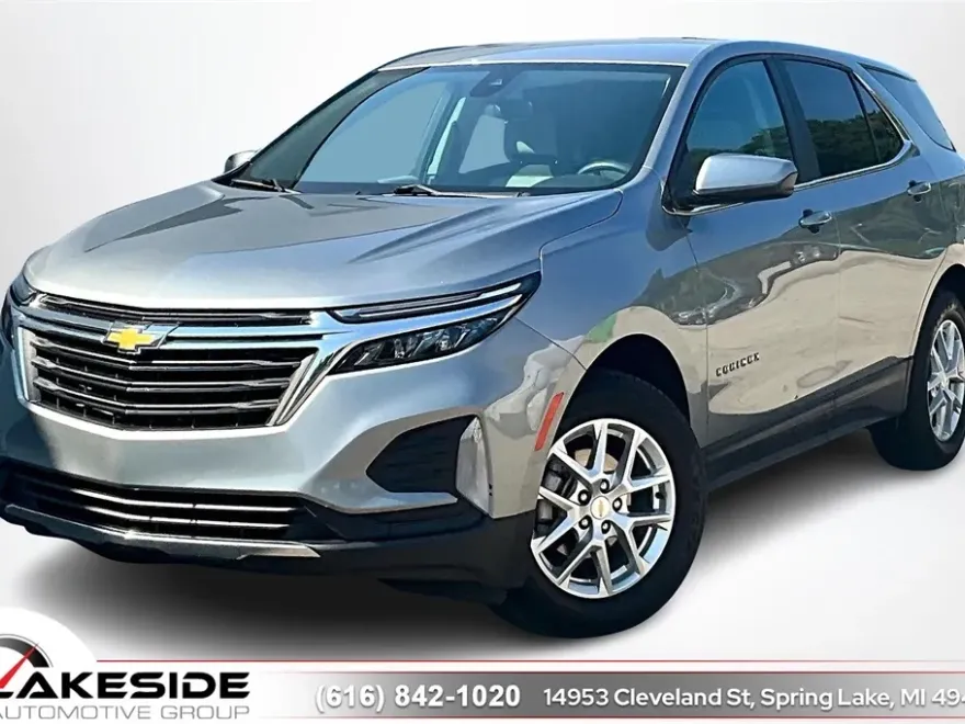 2023 Chevrolet Equinox LT photo 1