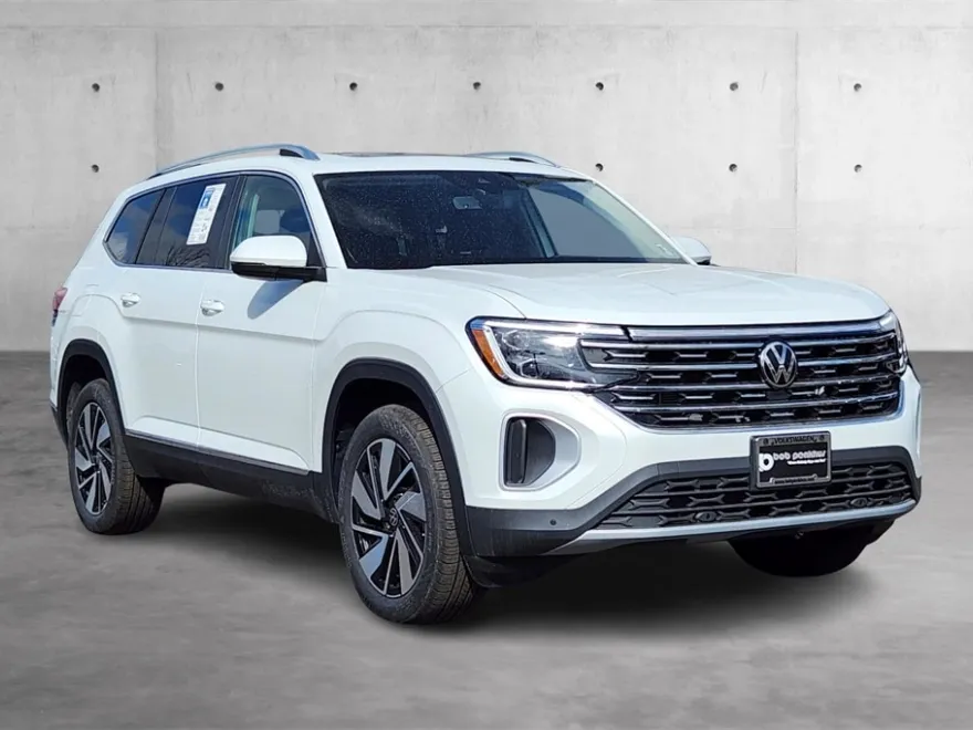 2025 Volkswagen Atlas SEL photo 1
