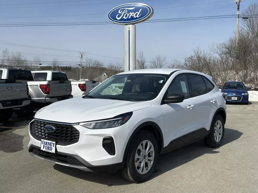 2025 Ford Escape photo 1