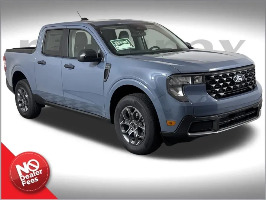 2025 Ford Maverick XLT photo 1
