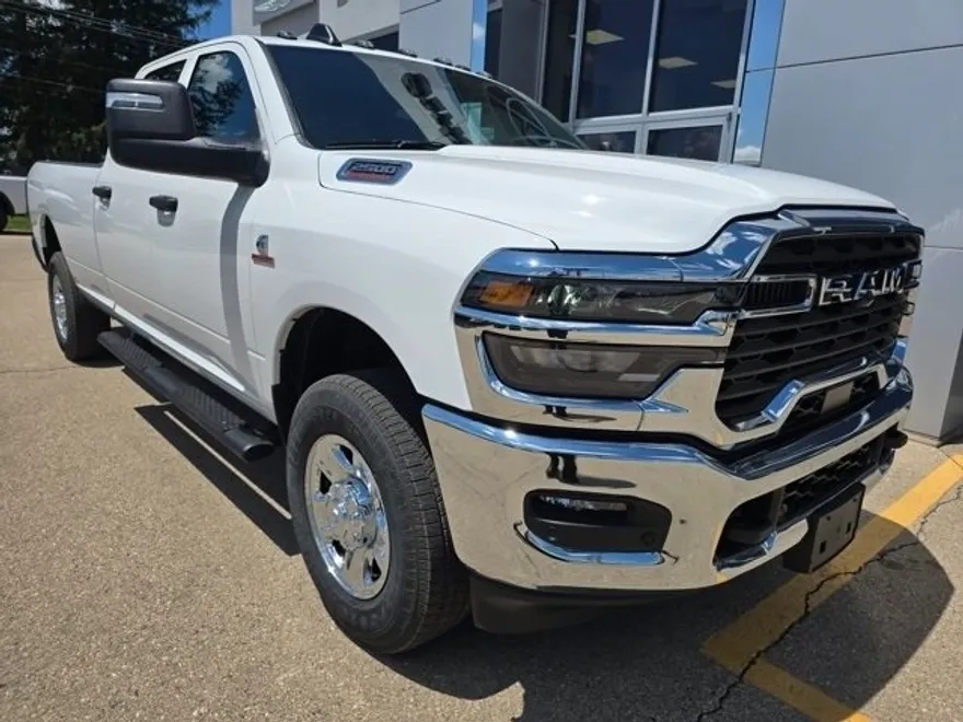2025 Ram 2500 Tradesman photo 1