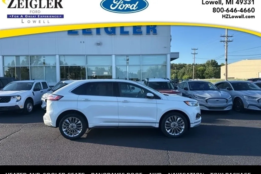 2022 Ford Edge Titanium photo 1