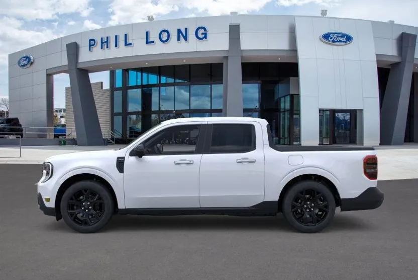 2025 Ford Maverick Lariat photo 1