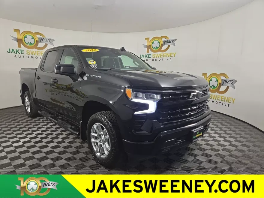 2023 Chevrolet Silverado 1500 RST photo 1