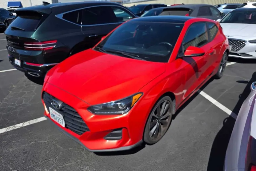 2020 Hyundai Veloster 2.0L Premium photo 1