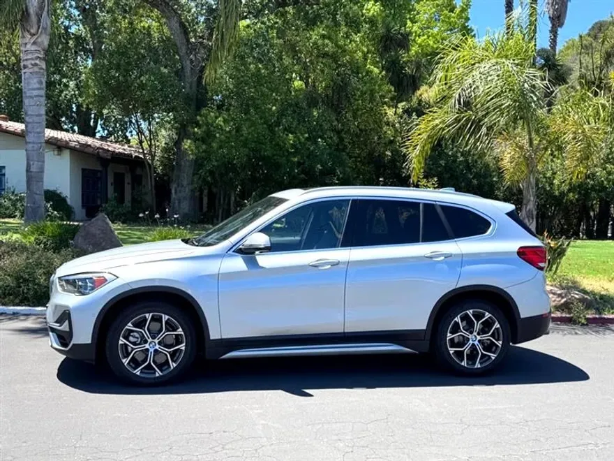 2021 Bmw X1 XDrive28i photo 1