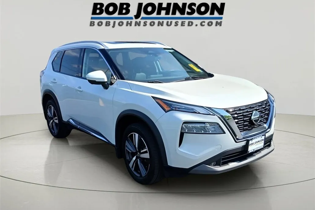 2021 Nissan Rogue SL photo 1