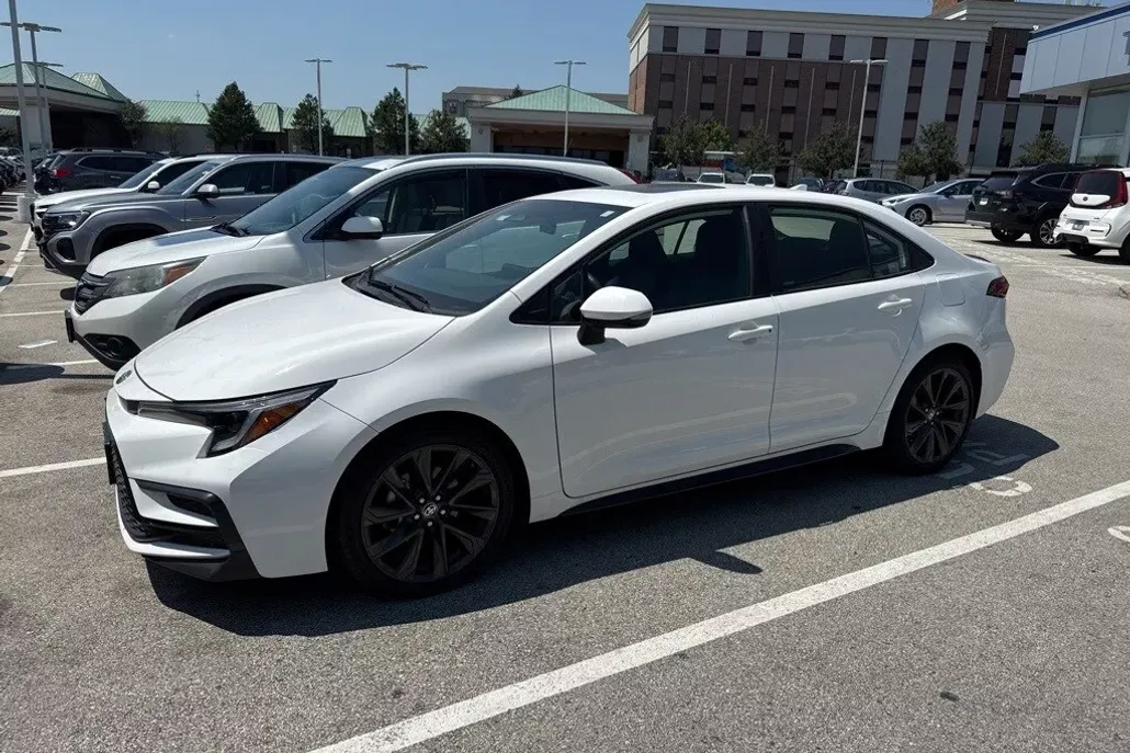 2024 Toyota Corolla XSE photo 1