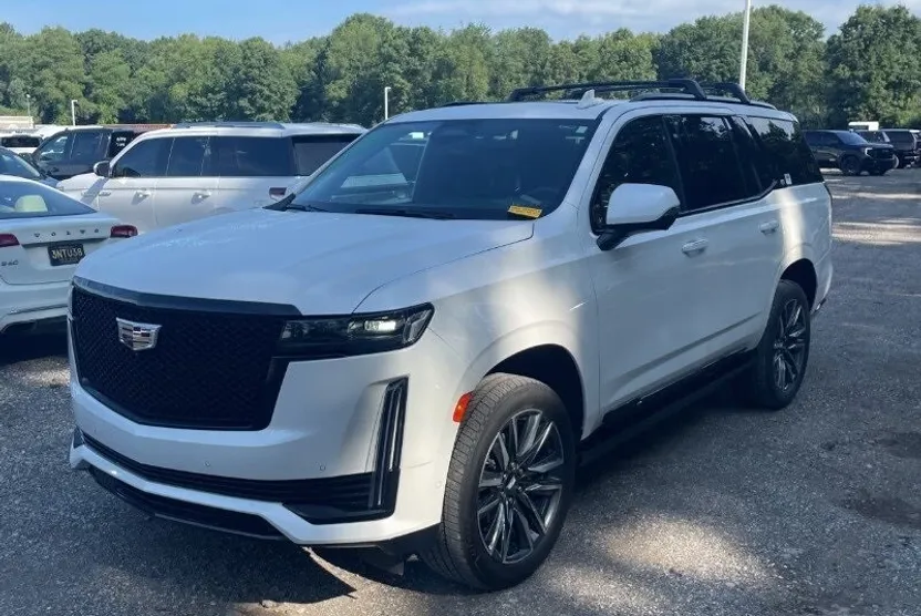 2023 Cadillac Escalade Sport Platinum photo 1