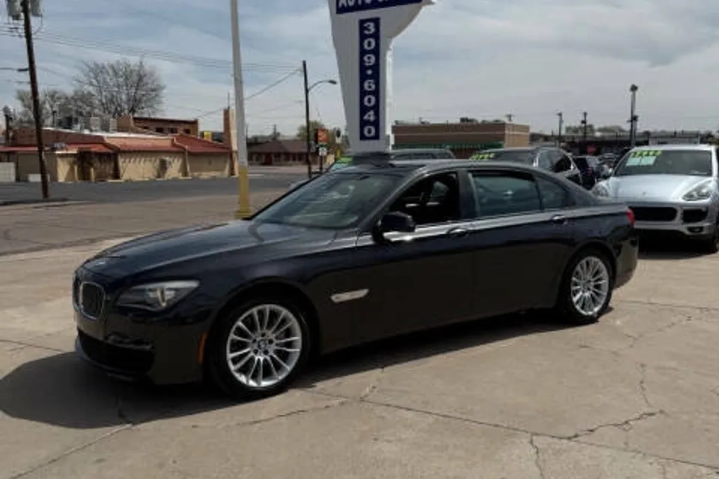 2012 Bmw 740Li 7-Series photo 1